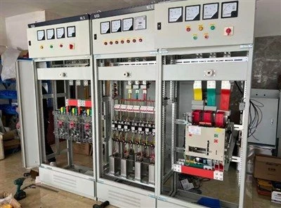 Main Low-Voltage Power Panel